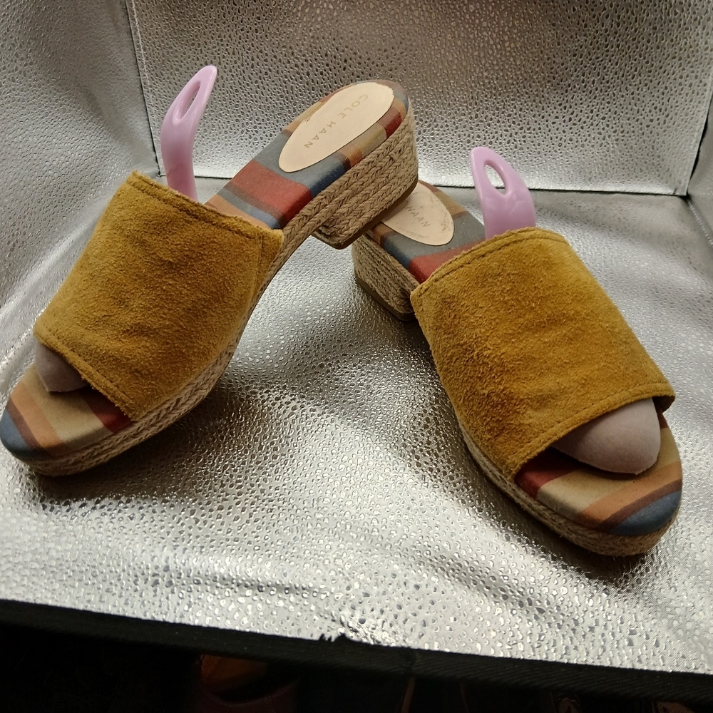 Cole Haan Chic Mustard Suede Slip On Shoes Women's Size 8B